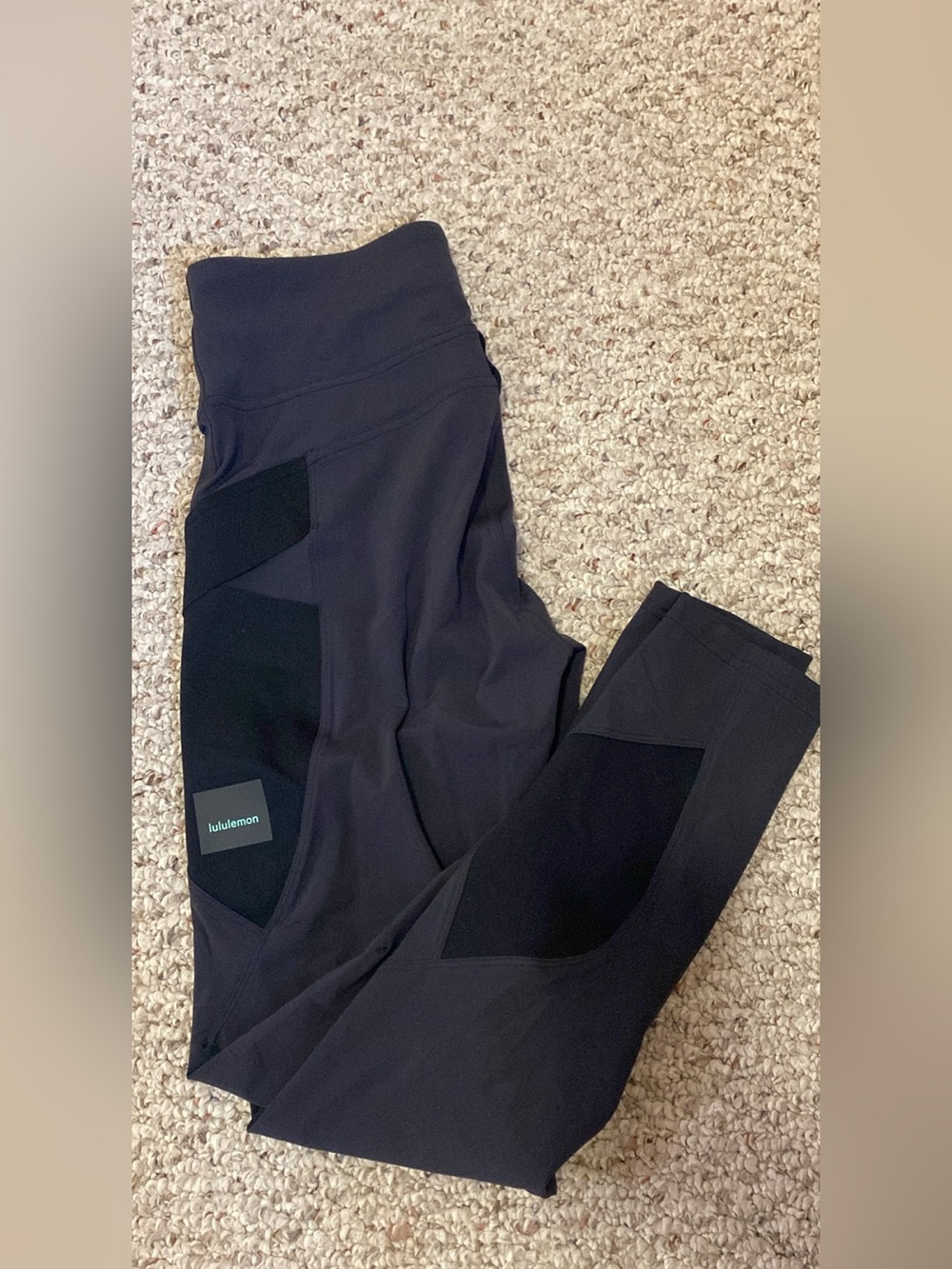 Lululemon leggings - technical style and rare